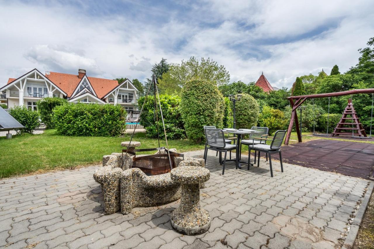 Hotel Clariss Balatonalmádi Dış mekan fotoğraf