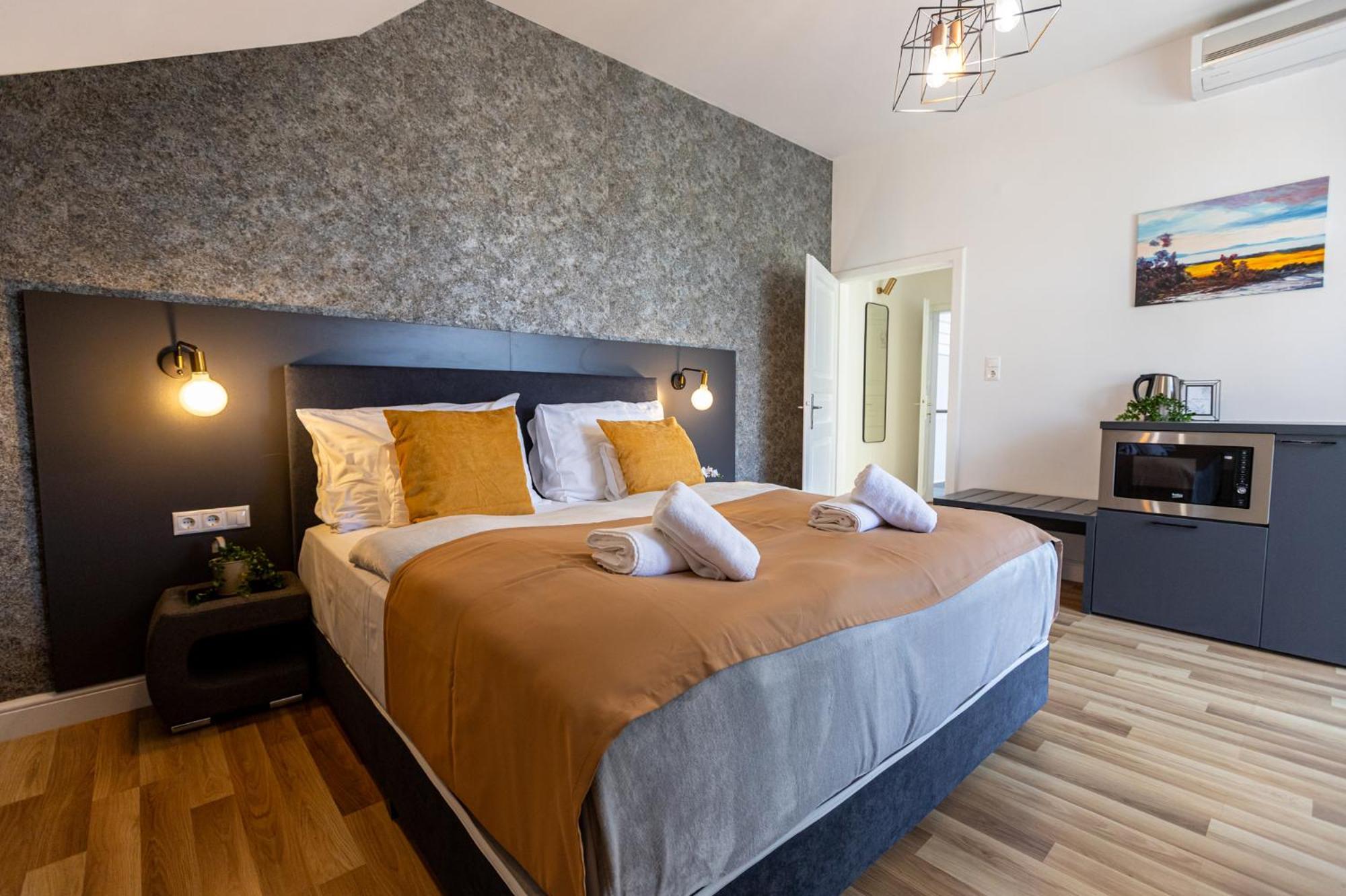 Hotel Clariss Balatonalmádi Dış mekan fotoğraf