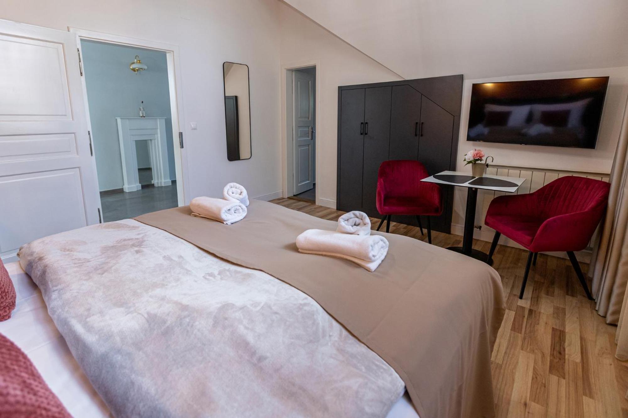 Hotel Clariss Balatonalmádi Dış mekan fotoğraf