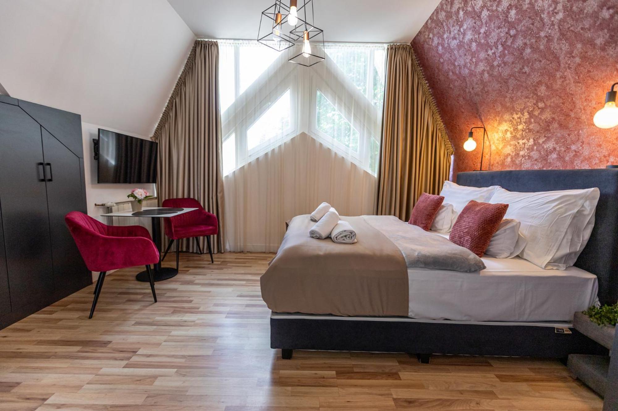 Hotel Clariss Balatonalmádi Dış mekan fotoğraf